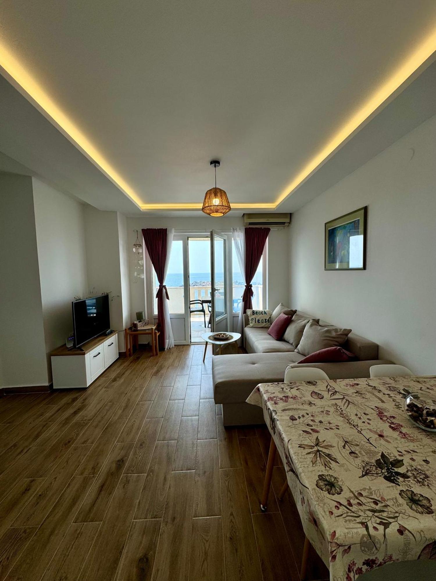 Pine&Sea Beach Retreat Sveti Stefan Bagian luar foto